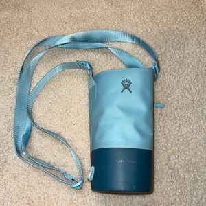 Hydro flask tag along bottle sling